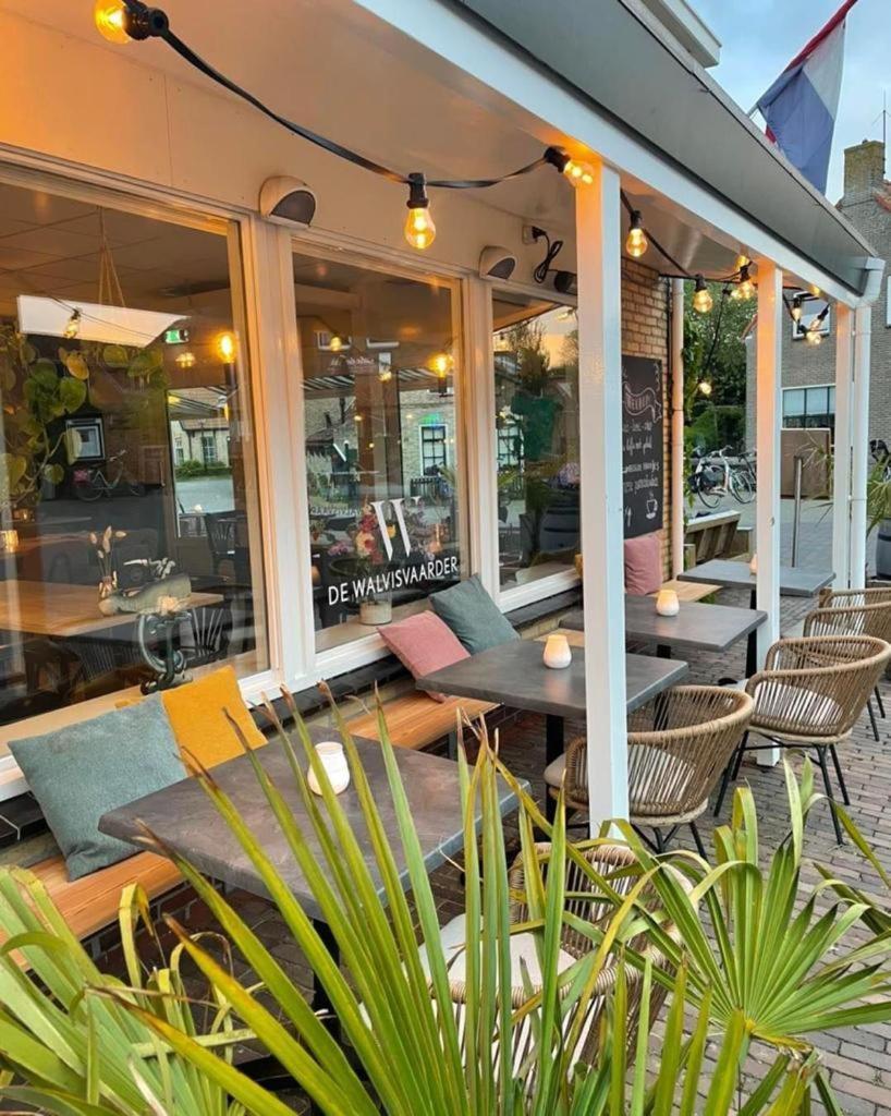 Hotel-Restaurant De Walvisvaarder هولوم المظهر الخارجي الصورة