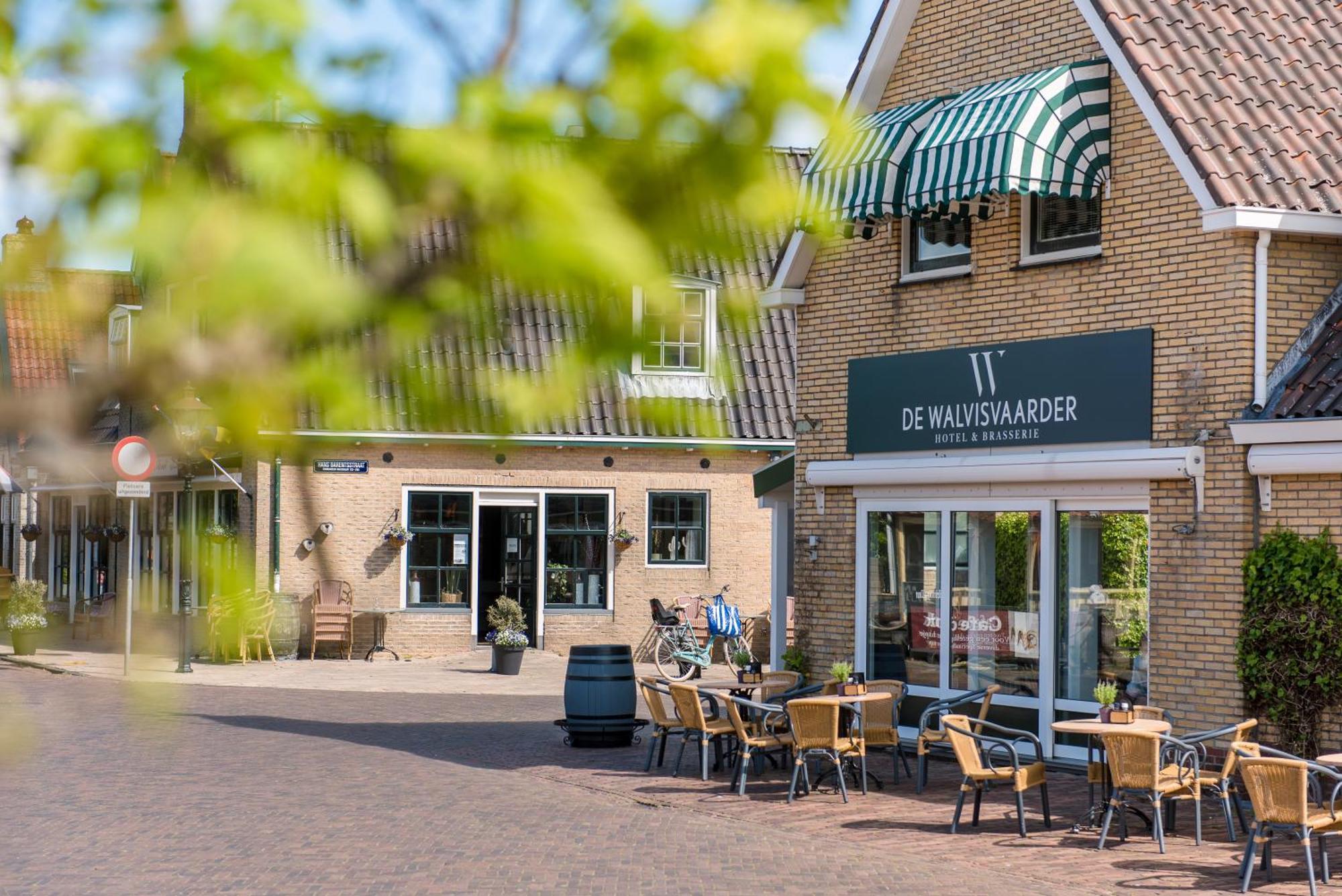 Hotel-Restaurant De Walvisvaarder هولوم المظهر الخارجي الصورة